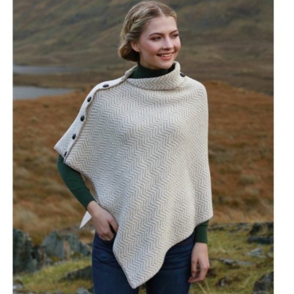 Aran Woolen Mills Sweater - from Ireland - One Size (Women's)